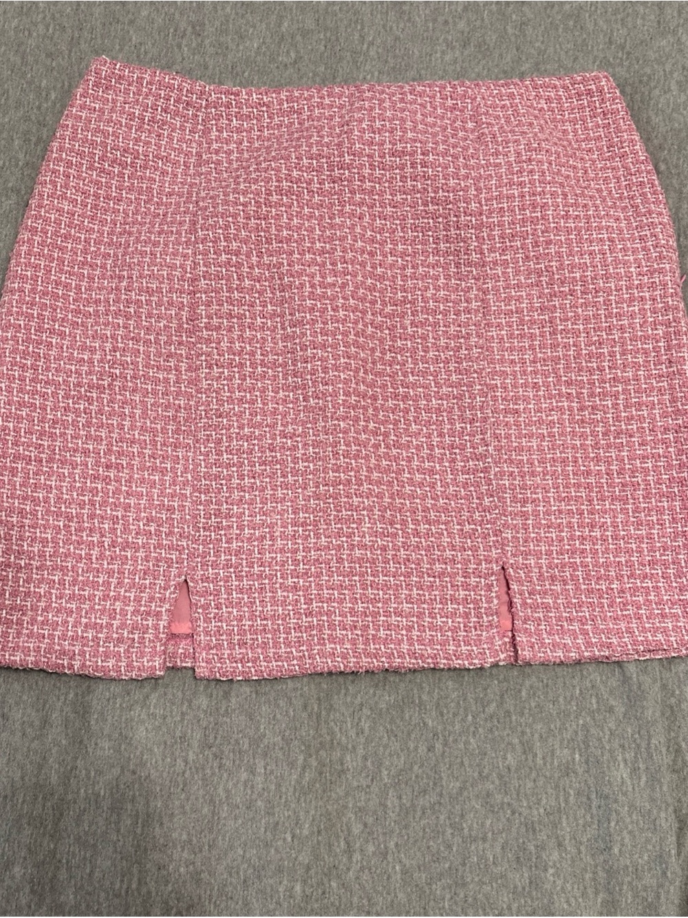 Francesca's Collections Pink Tweed Mini Skirt with Front Slits
